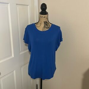 Never worn Cabi Flutter Tee